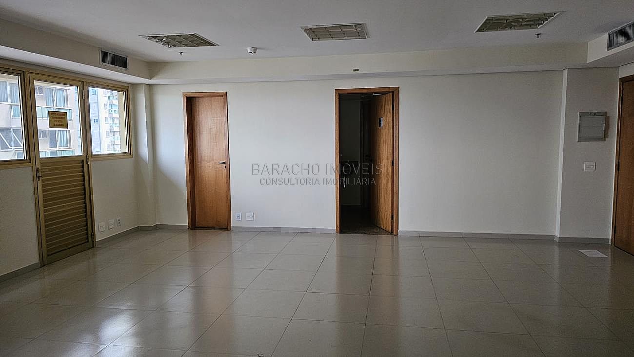 Conjunto comercial/Sala Barueri  Alphaville Centro Industrial e Empresarial/Alphaville.  Edificio Guinza Trade Center