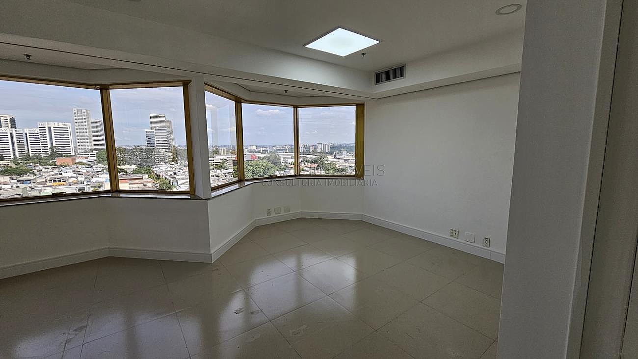 Conjunto comercial/Sala Barueri  Alphaville Centro Industrial e Empresarial/Alphaville.  Edificio Guinza Trade Center